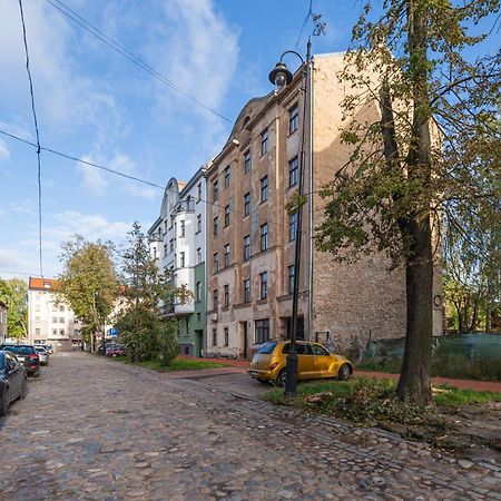 Lienes Iela Gem 1Br Apartment With Fireplace In Historic Unesco Center Ryga Zewnętrze zdjęcie